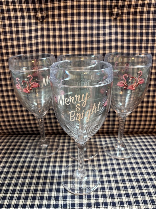 tervis Other - tervis Clear Wine Glasses with Pink Flamingo Merry and Bright
